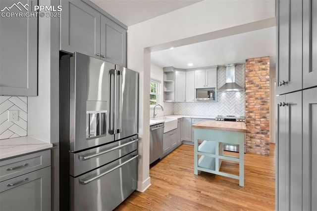 1818 N Royer Street, Colorado Springs, CO 80907