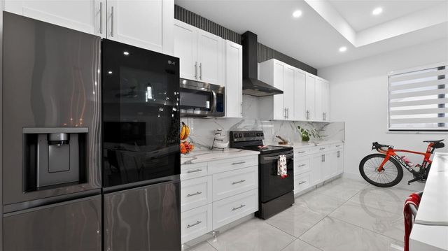 1903 EL DORADO BOULEVARD N, Cape Coral, FL 33993