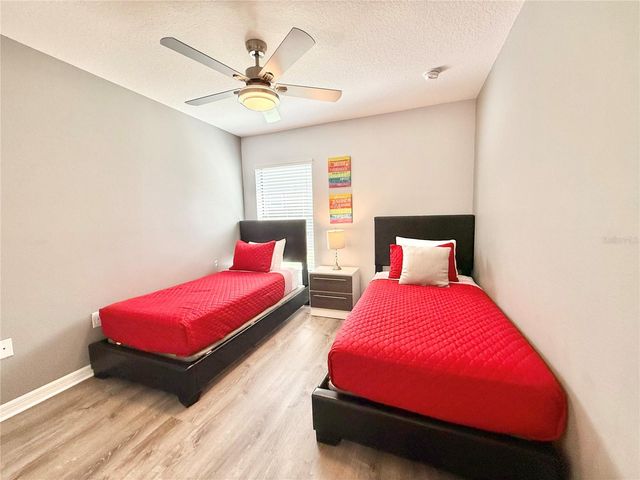 2136 VICTORIA DRIVE, Davenport, FL 33837