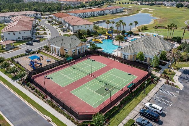 2136 VICTORIA DRIVE, Davenport, FL 33837