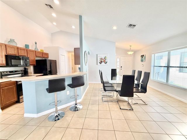 2136 VICTORIA DRIVE, Davenport, FL 33837