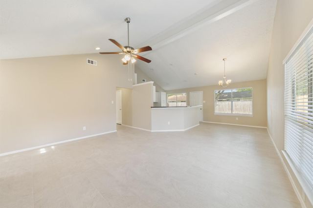 1911 Highcrest Drive, Missouri City, TX 77489