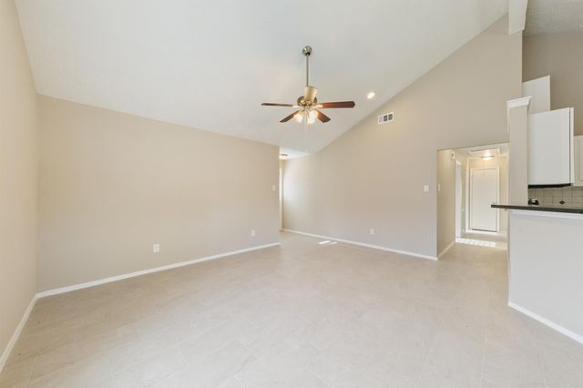 1911 Highcrest Drive, Missouri City, TX 77489