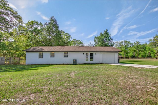 7392 S YELLOW PINE Circle, Glen St. Mary, FL 32040