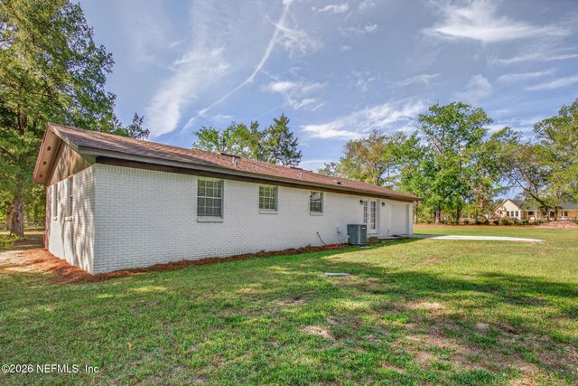 7392 S YELLOW PINE Circle, Glen St. Mary, FL 32040