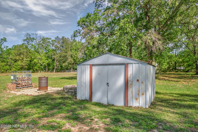 7392 S YELLOW PINE Circle, Glen St. Mary, FL 32040