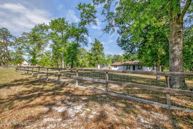 7392 S YELLOW PINE Circle, Glen St. Mary, FL 32040