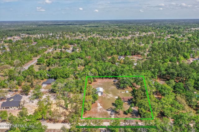 7392 S YELLOW PINE Circle, Glen St. Mary, FL 32040