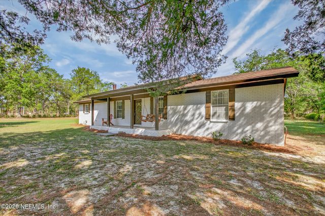 7392 S YELLOW PINE Circle, Glen St. Mary, FL 32040