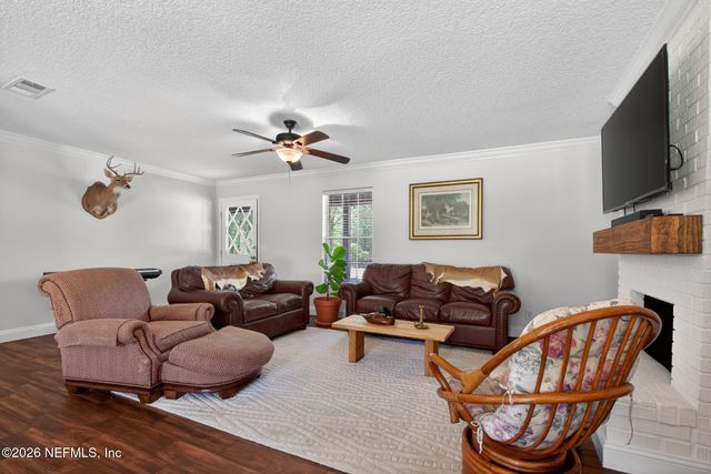 7392 S YELLOW PINE Circle, Glen St. Mary, FL 32040