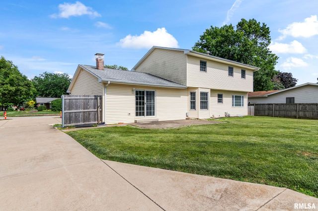 2601 Interlacken Road, Springfield, IL 62704
