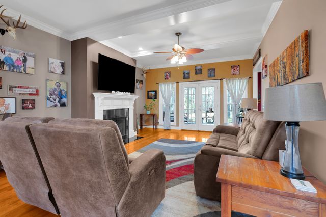 1728 Sears Roebuck Rd, Tullahoma, TN 37388