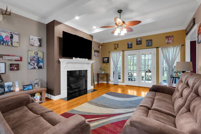 1728 Sears Roebuck Rd, Tullahoma, TN 37388