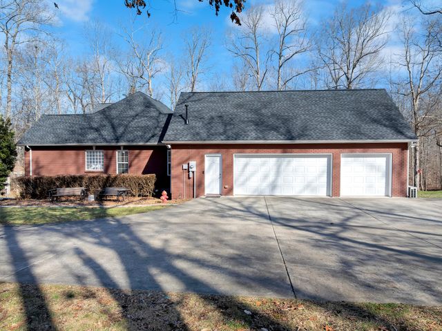 1728 Sears Roebuck Rd, Tullahoma, TN 37388