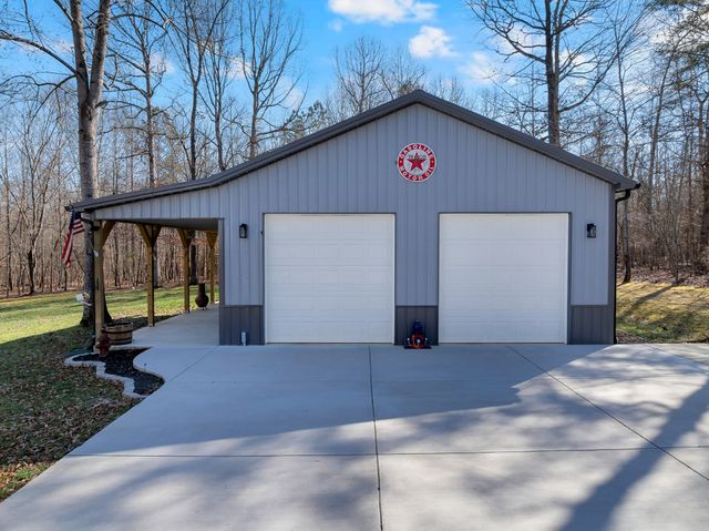 1728 Sears Roebuck Rd, Tullahoma, TN 37388