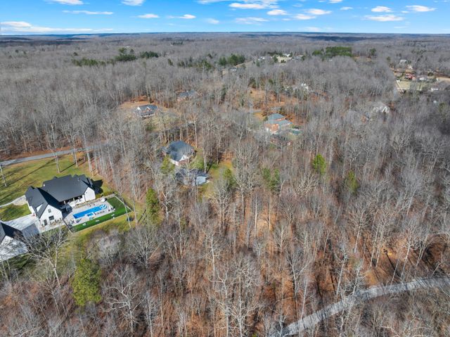 1728 Sears Roebuck Rd, Tullahoma, TN 37388