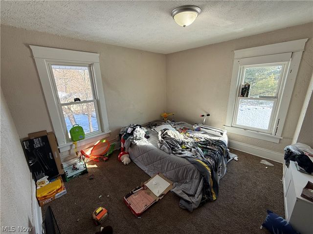 1226 Shriver Avenue NE, Canton, OH 44705