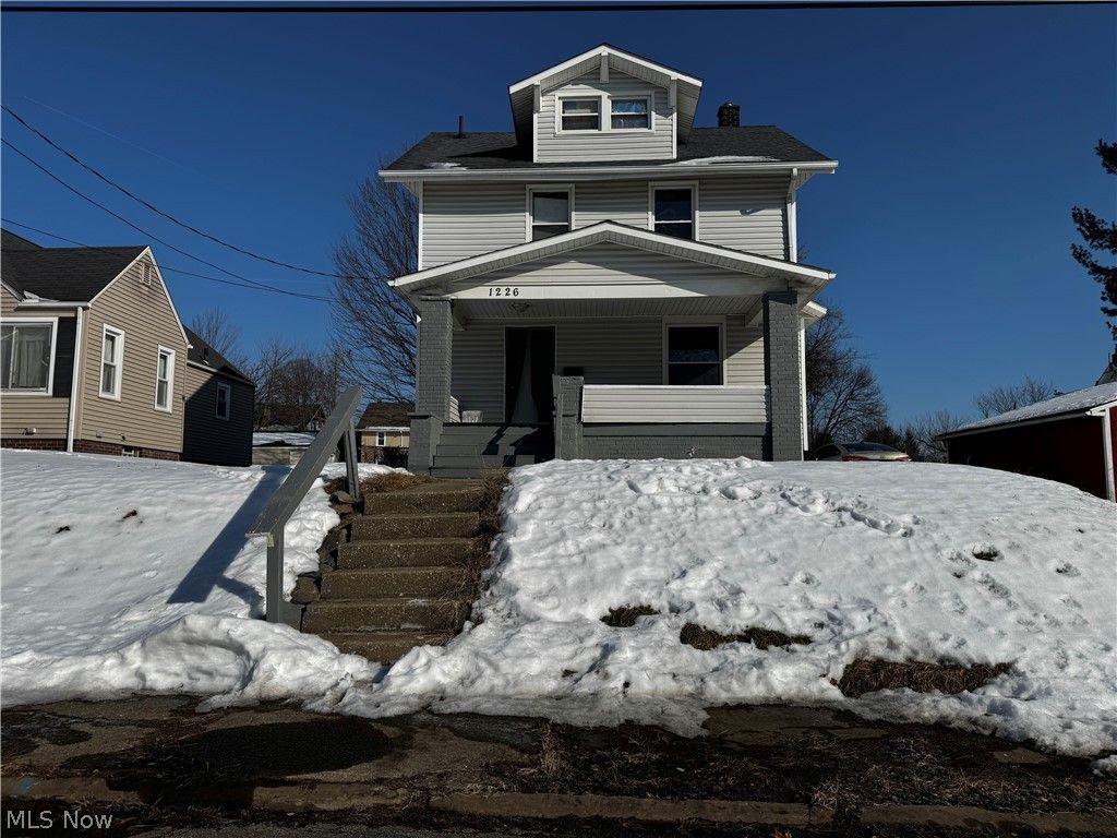 1226 Shriver Avenue NE, Canton, OH 44705