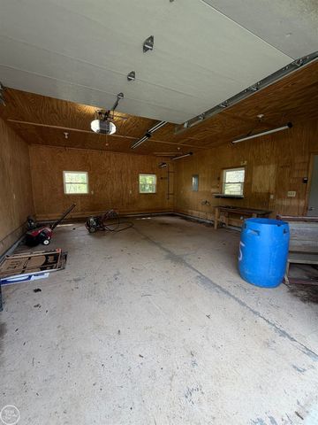 4063 N River Road, Fort Gratiot, MI 48059