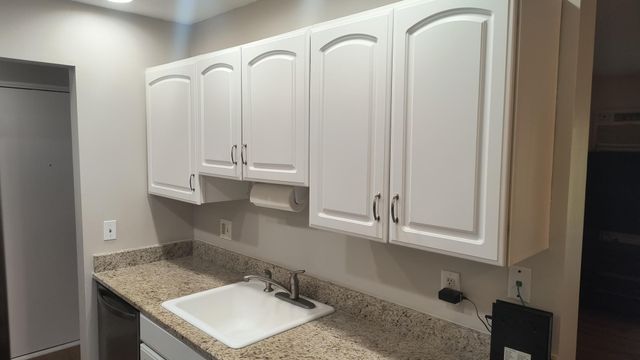 12842 Nicollet Avenue 102, Burnsville, MN 55337