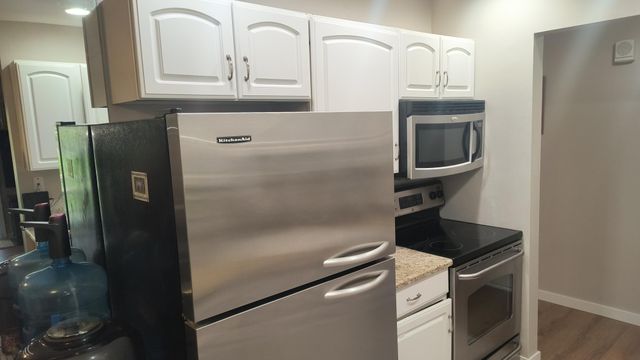 12842 Nicollet Avenue 102, Burnsville, MN 55337