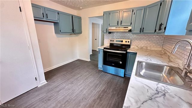 571 E 115th Street, Cleveland, OH 44108