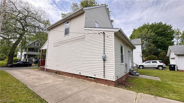571 E 115th Street, Cleveland, OH 44108
