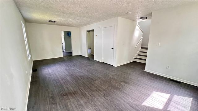 571 E 115th Street, Cleveland, OH 44108