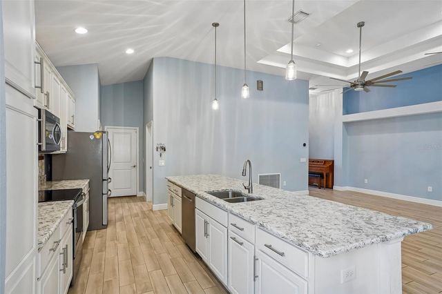 10339 ADDISON SHORE WAY, Oxford, FL 34484