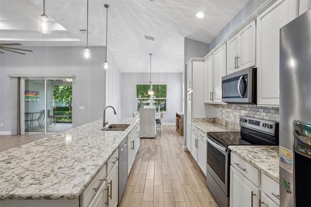 10339 ADDISON SHORE WAY, Oxford, FL 34484