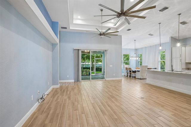 10339 ADDISON SHORE WAY, Oxford, FL 34484