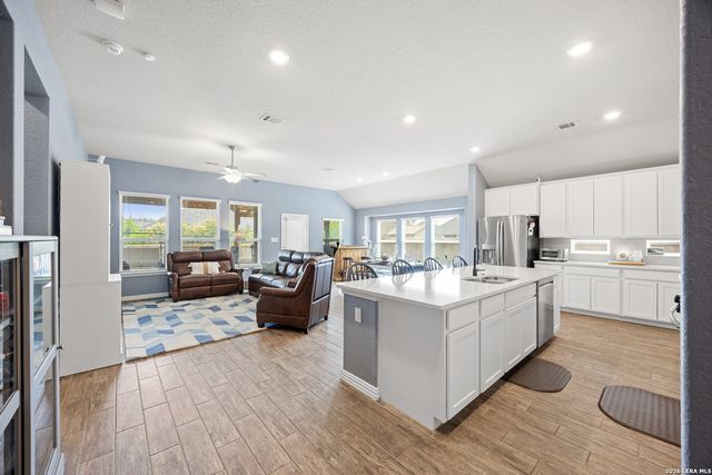 8734 Hideout Bend, San Antonio, TX 78254