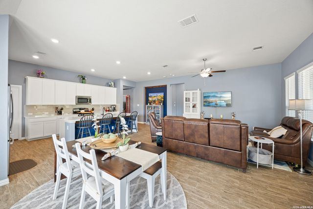 8734 Hideout Bend, San Antonio, TX 78254