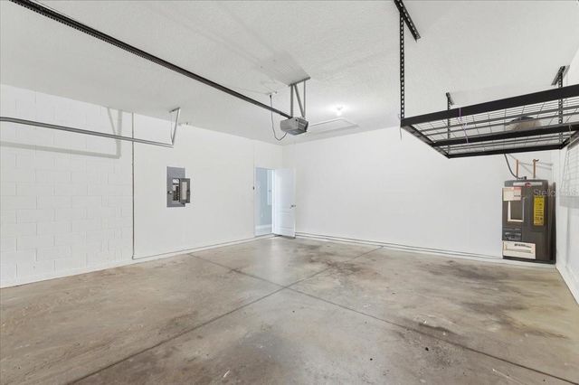 215 LAKESHORE DRIVE, Davenport, FL 33837