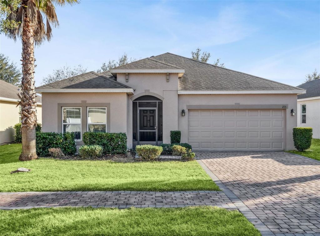 Image 1 of property listing at 215 LAKESHORE DRIVE, Davenport, FL 33837