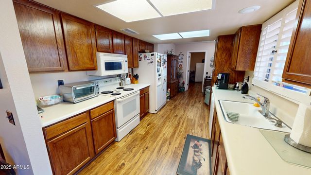 17406 N 124TH Avenue, Sun City West, AZ 85375