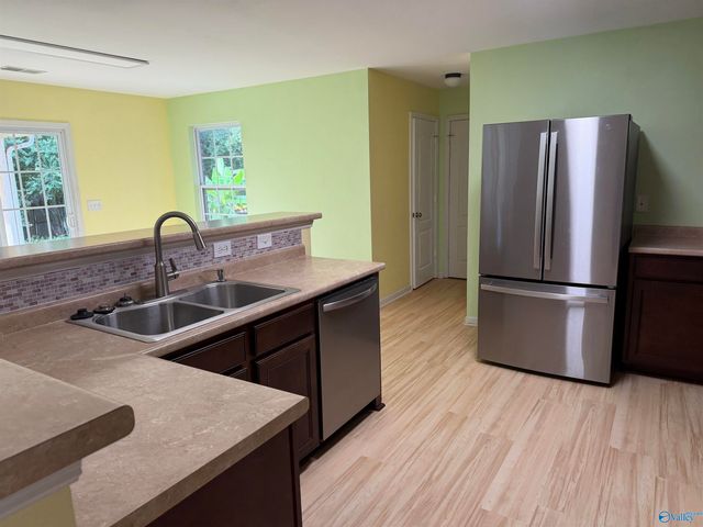 222 Ivyleaf Drive, Madison, AL 35757