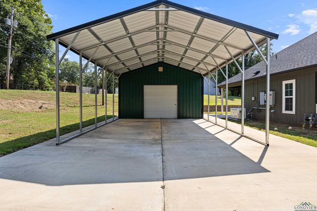 1481 W Gay Ave., Gladewater, TX 75647