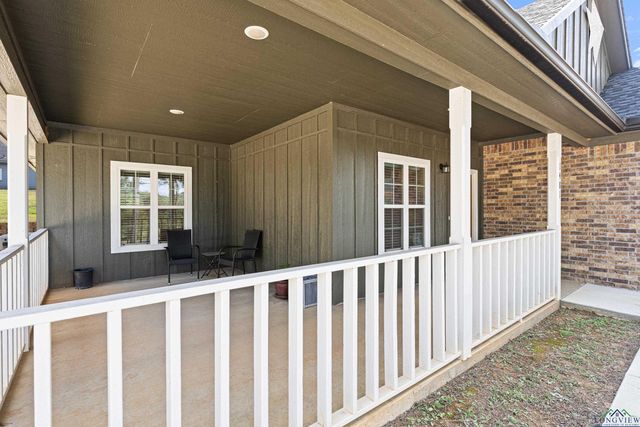 1481 W Gay Ave., Gladewater, TX 75647