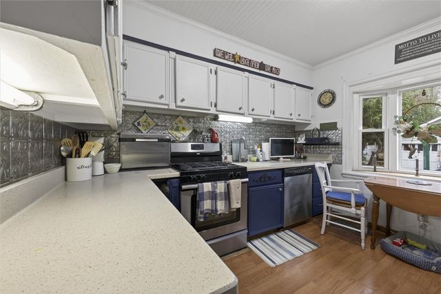 96 Thomas Avenue, Irondequoit, NY 14617