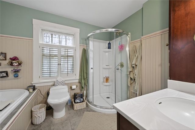 96 Thomas Avenue, Irondequoit, NY 14617