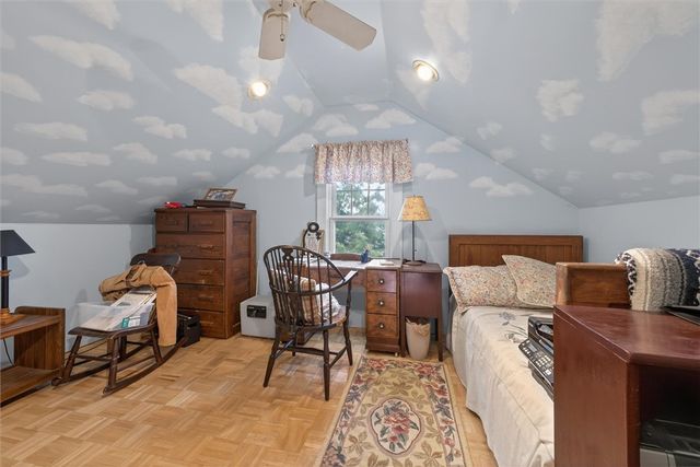 96 Thomas Avenue, Irondequoit, NY 14617