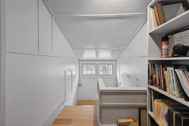 96 Thomas Avenue, Irondequoit, NY 14617