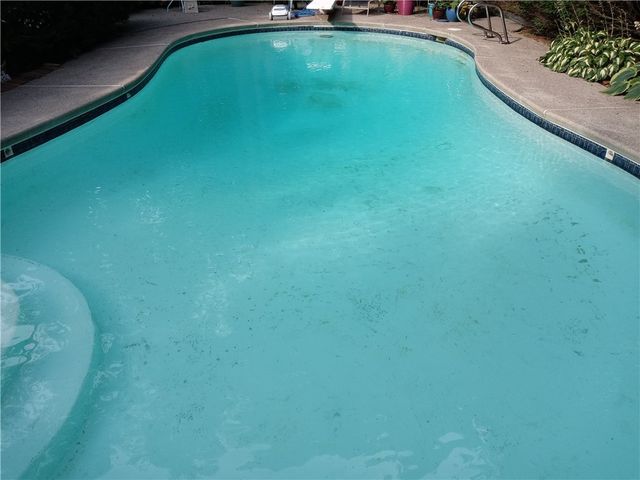 96 Thomas Avenue, Irondequoit, NY 14617