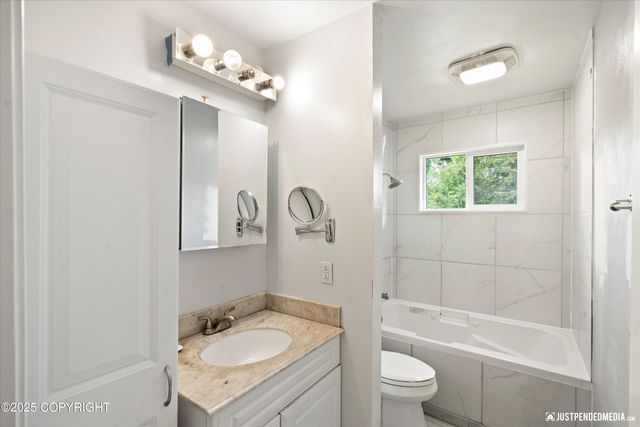 3712 James Drive, Anchorage, AK 99504