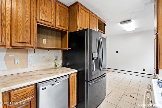 3712 James Drive, Anchorage, AK 99504