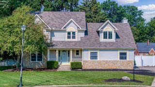 107 Keswick Court, Amherst, OH 44001