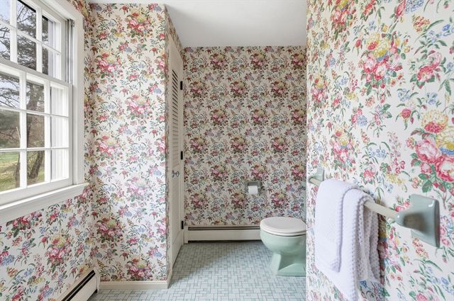 44 Minehan Ln, Marlborough, MA 01752