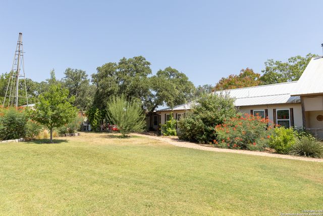11889 home place, Mason, TX 76856