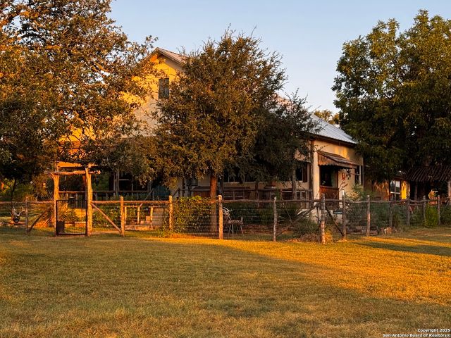 11889 home place, Mason, TX 76856